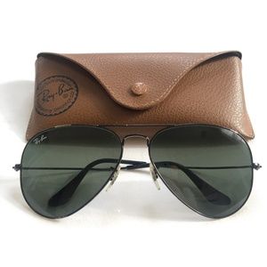 Ray-Ban Black Aviators